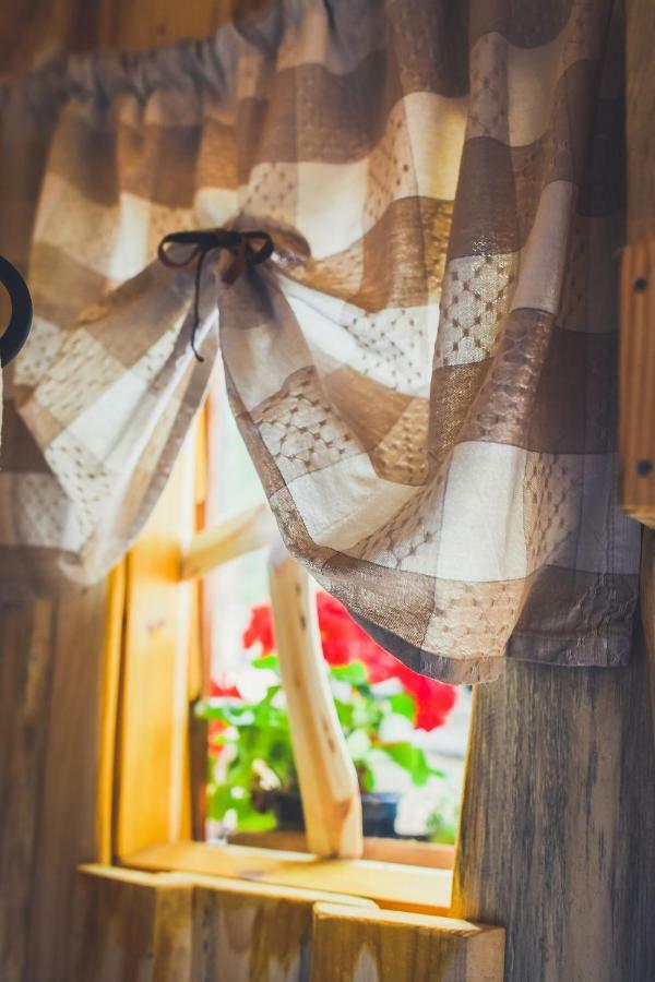 B&B Elaemys Aemmi Sauvo Exteriér fotografie