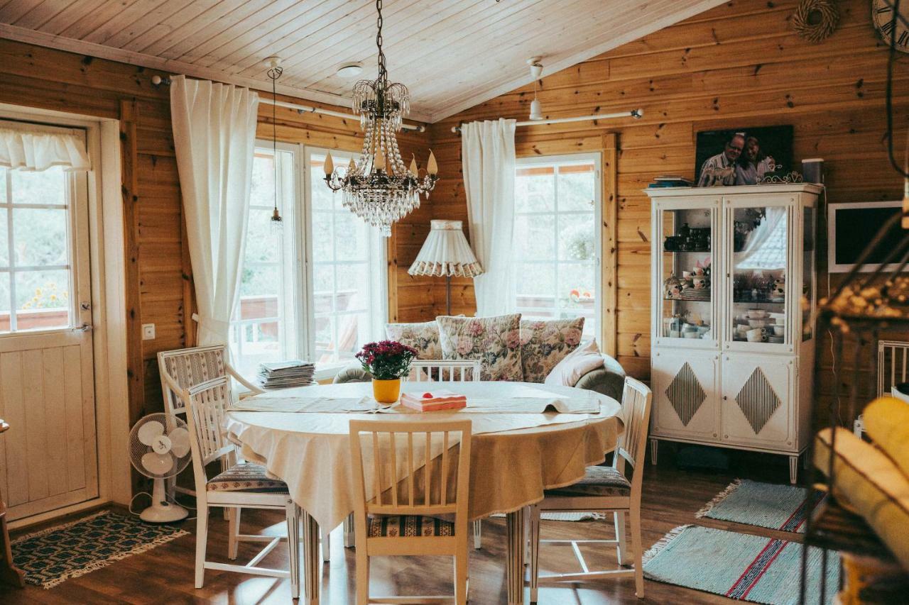 B&B Elaemys Aemmi Sauvo Exteriér fotografie